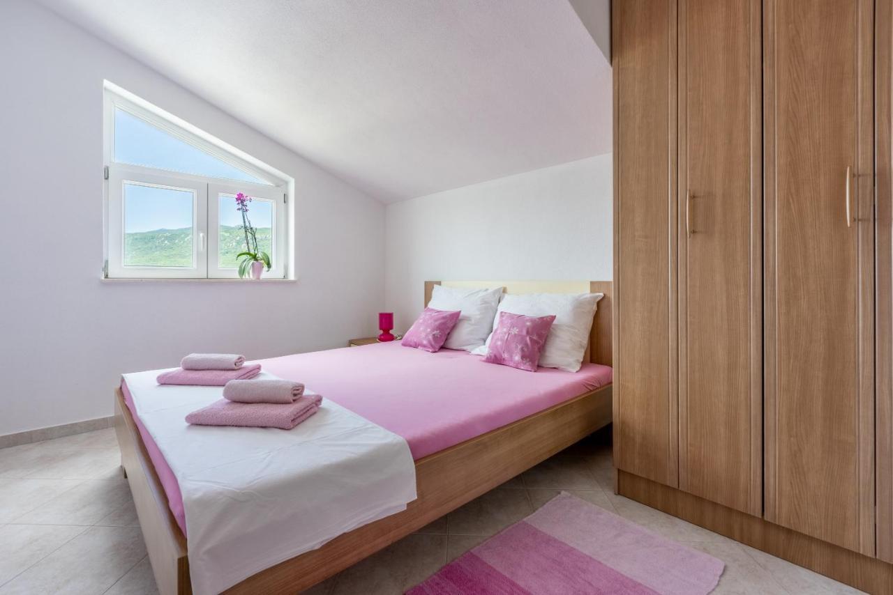Apartmani Jaric Novi Vinodolski Εξωτερικό φωτογραφία