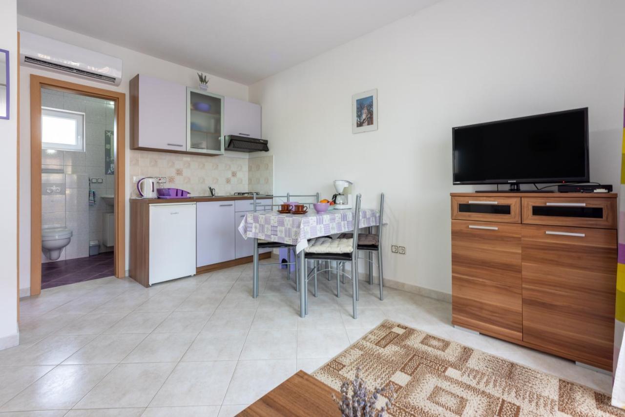 Apartmani Jaric Novi Vinodolski Εξωτερικό φωτογραφία