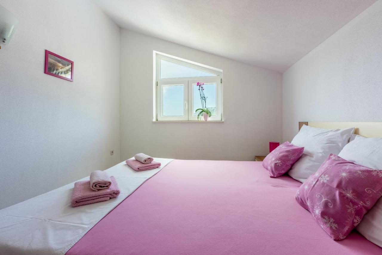 Apartmani Jaric Novi Vinodolski Εξωτερικό φωτογραφία