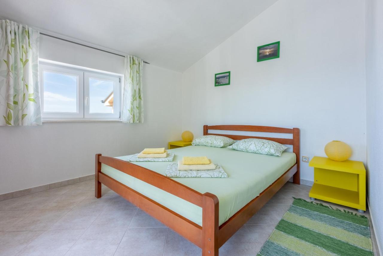 Apartmani Jaric Novi Vinodolski Εξωτερικό φωτογραφία