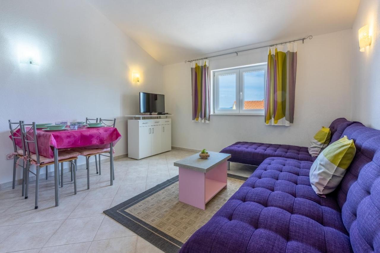 Apartmani Jaric Novi Vinodolski Εξωτερικό φωτογραφία