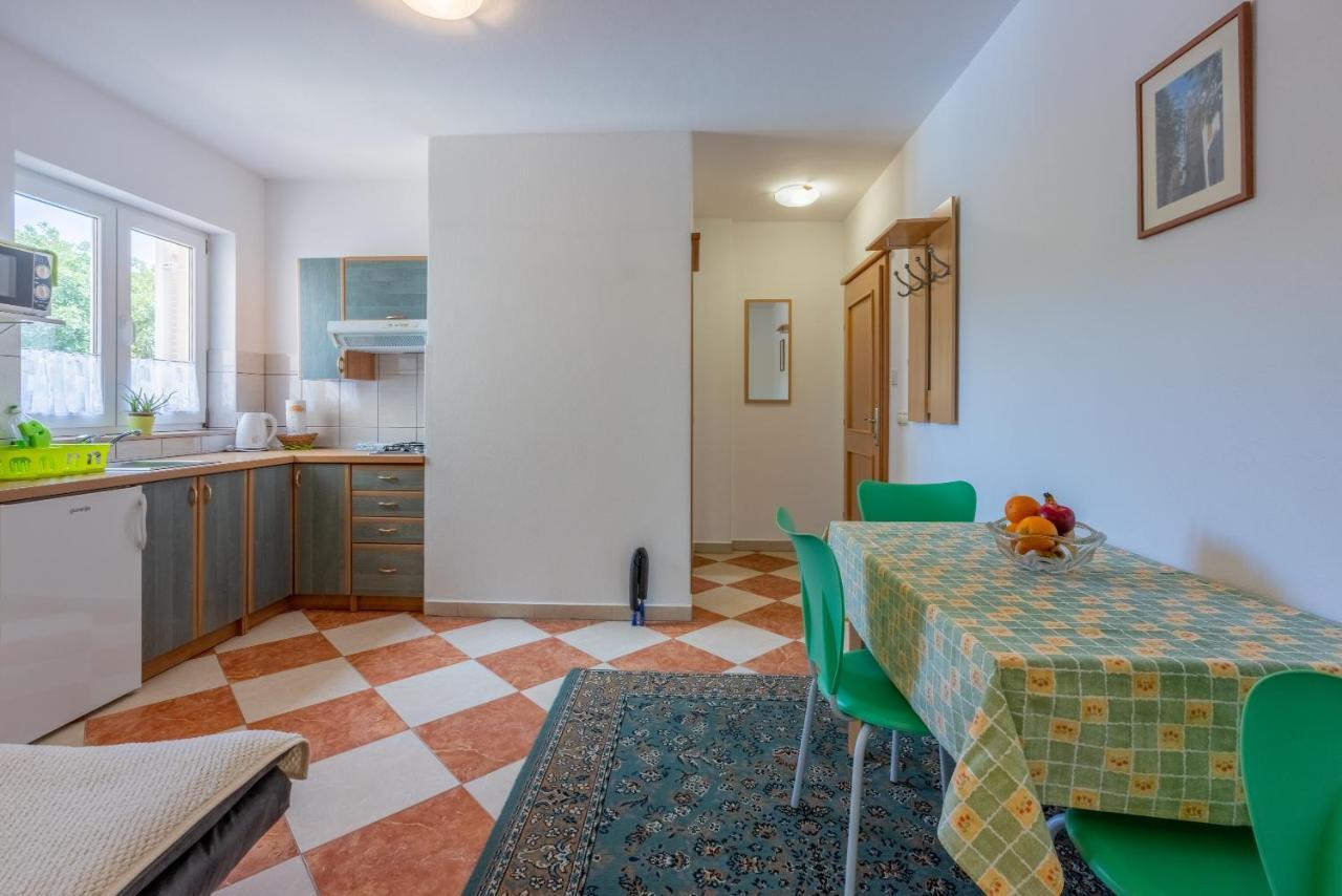 Apartmani Jaric Novi Vinodolski Εξωτερικό φωτογραφία