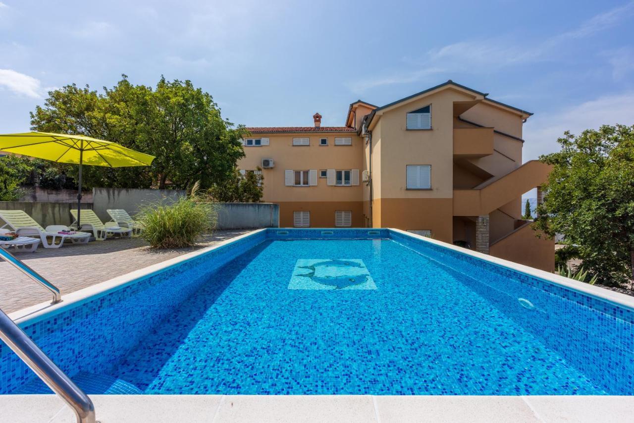 Apartmani Jaric Novi Vinodolski Εξωτερικό φωτογραφία