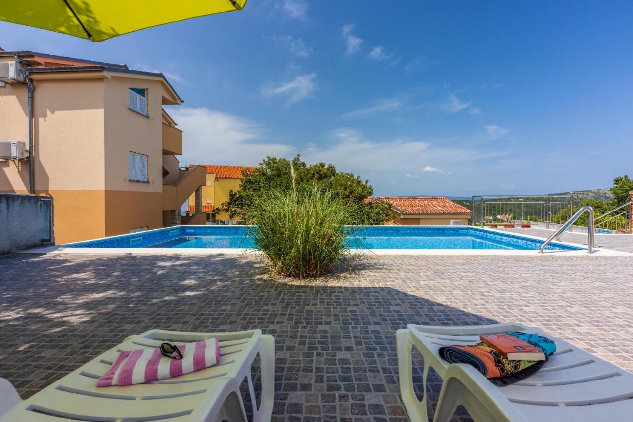 Apartmani Jaric Novi Vinodolski Εξωτερικό φωτογραφία